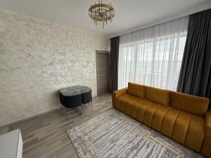 Summerland Sea View Apartment