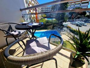 Vilamoura Condominium with Parking and Pool - 1 Bedroom Apartment with Large Sofa-bed, Private Balconies with Pool view, near The Marina & Beaches