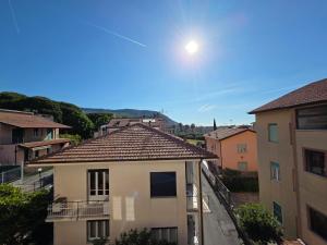 Sole - By Turent