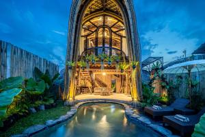 The Queen Bamboo Ubud