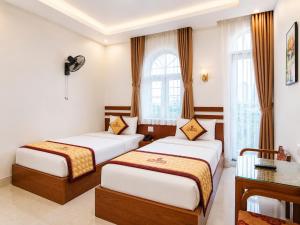 Hưng Thịnh Hotel