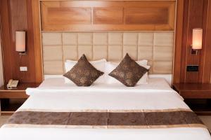 WEST HOTEL - 135 Phan Dinh Phung Street