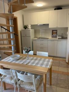 Apartment Povljana