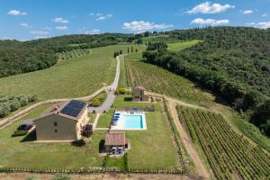 Villa Il Caggio by PosarelliVillas