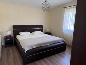Romansa Highway Apartments