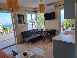 Apartment with sea view
