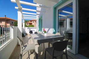 Casa Sara - Nuovo e Luminoso con Ampia Veranda