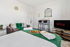 Nile - Cosy Studio Apartment by Traboule Properties Ltd