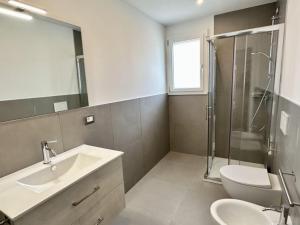 Pool flat 400m from beach
