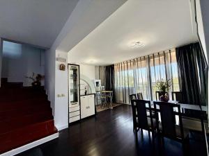 Apartament 3 camere Mamaia