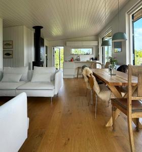 New House 200 Meters From The Waterfront