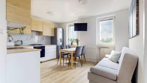 Blue Nest Mokotow 2 Bedrooms Balcony