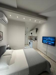 Studio apartment M A R 2