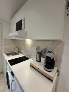 Studio apartment M A R 2