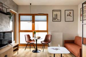 Rakowicka Suite - Balcony & Air Conditioning by Downtown Apartments