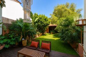 Villa in Porto with Private Garden