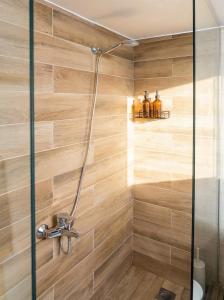 Urban Harmony Elegant 2BR Living