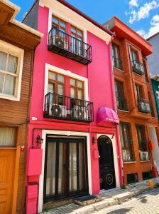 Pink Home 5