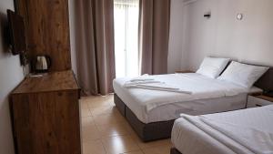 7 Brothers Hotels
