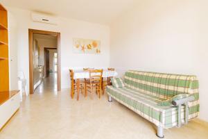 Camelia Flat - Roca