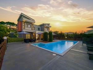 Assos Luxury Villas