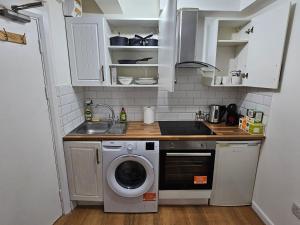 Luxury Boutique Modern Flat - Entire Place
