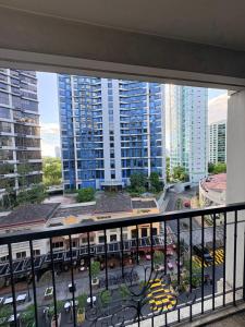 Premium 2 BR with Balcony in the Heart of BGC