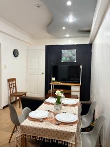 Premium 2 BR with Balcony in the Heart of BGC