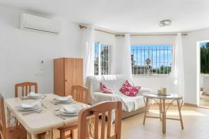 Apartamento con piscina compartida a 2 km de las playa