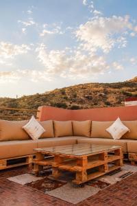Yara Lodge