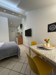 Studio apartment M A R 1