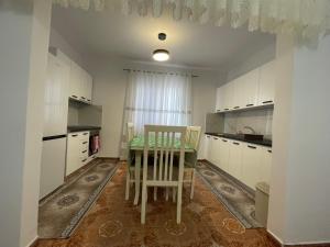 Spitalle,Durres afer Porto Romanos 800 euro per month 800 euro ne muaj
