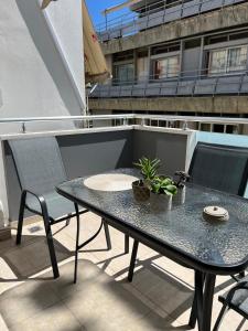 Light and Comfort Stay in Athens