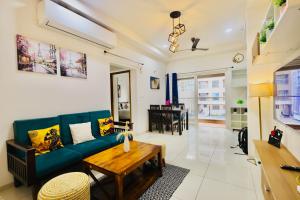 Ivory Poolview Residences - Luxury 2BHK, Gift city