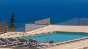 Royal Majestic Residences with Pool & Sea View, North Zakynthos, by TK Premium Stays