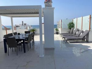 Appartement Luxueux 4 Pièces, terrasse 120M2 vue mer PRAIA DA ROCHA