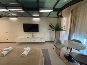 Trevi Fountain Loft