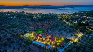 Mediterraneo Luxury Suites Halkidiki