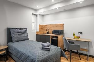 Central Platinum Apartments 10