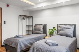 Central Platinum Apartments 11