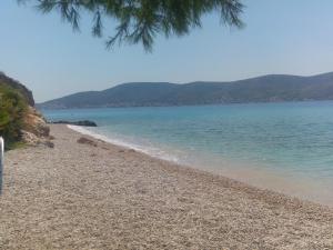 Treasure B&B - Garden Stay in Paloukia Salamina