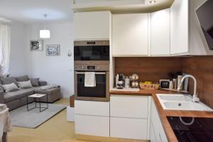 10 min from the lake, Spacious & Modern - Lalaland