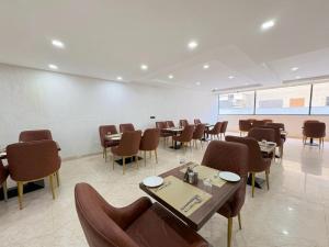 Kamay The Premium Hotel