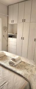 Sandras Sea View Apartment Sarande