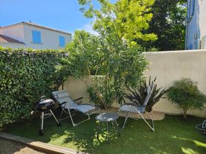 Maison 3 étoiles à 50m mer plages îles nature piscine chauffée jacuzzi privé WIFI