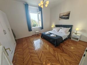 Apartment near Center