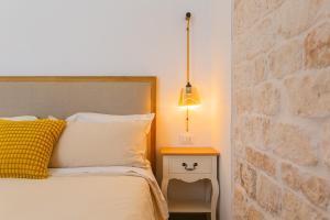 Dimora Giulia - Designer Townhouse with Balcony