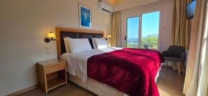 Mouria Pension Rooms & Studios