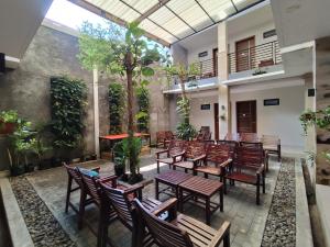 Hotel Urban Fendis Yogyakarta