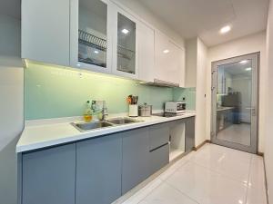 Vinhome Central Park 2 bedroom apartment